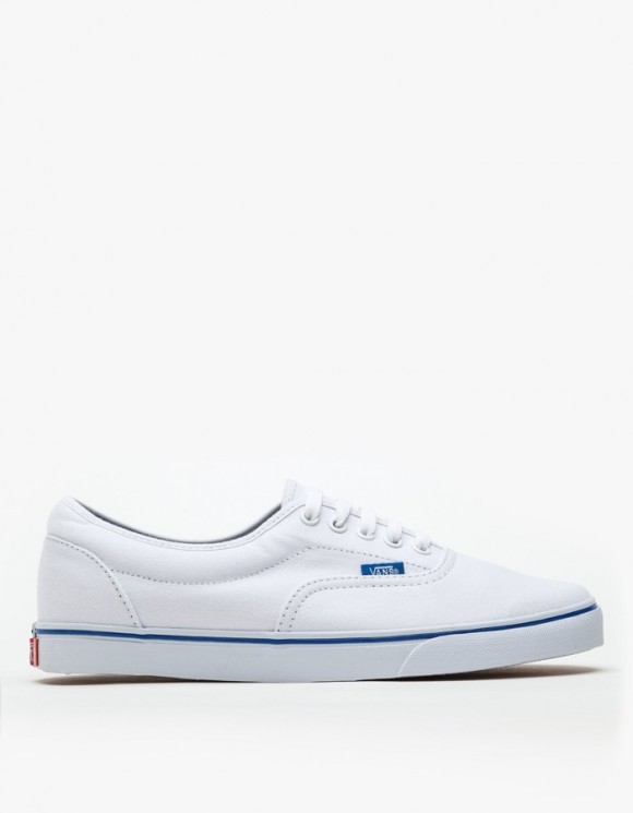 White Sneakers with blue stripe | SOLETOPIA