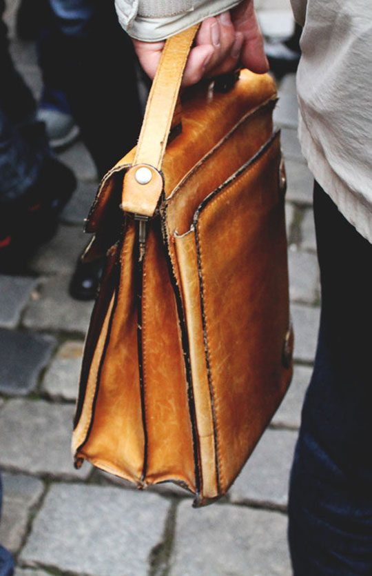 brown-tan-leather-business-bag-briefcase-menswear-soletopia-accessories