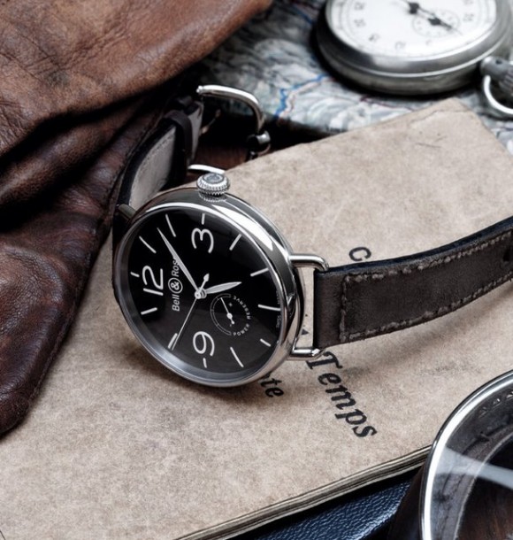 Elegant and clean 'Bell & Ross' WWI Grande Date