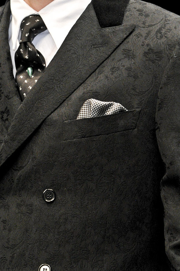 Peaked Lapel, double breasted floral raised print jacket & silk houndstooth pocket square, tie