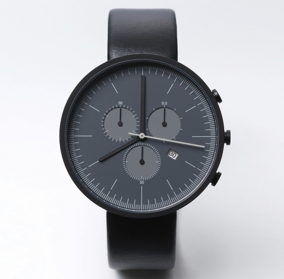 simple-minimalist-chronograph-wrist-watch-with-date-matte-black