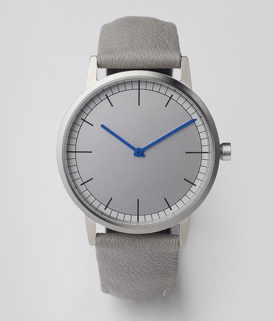 Simple Wristwatch for the Minimalist