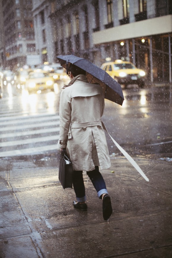 dont-get-wet-trench-coat-umbrella-in-the-rain