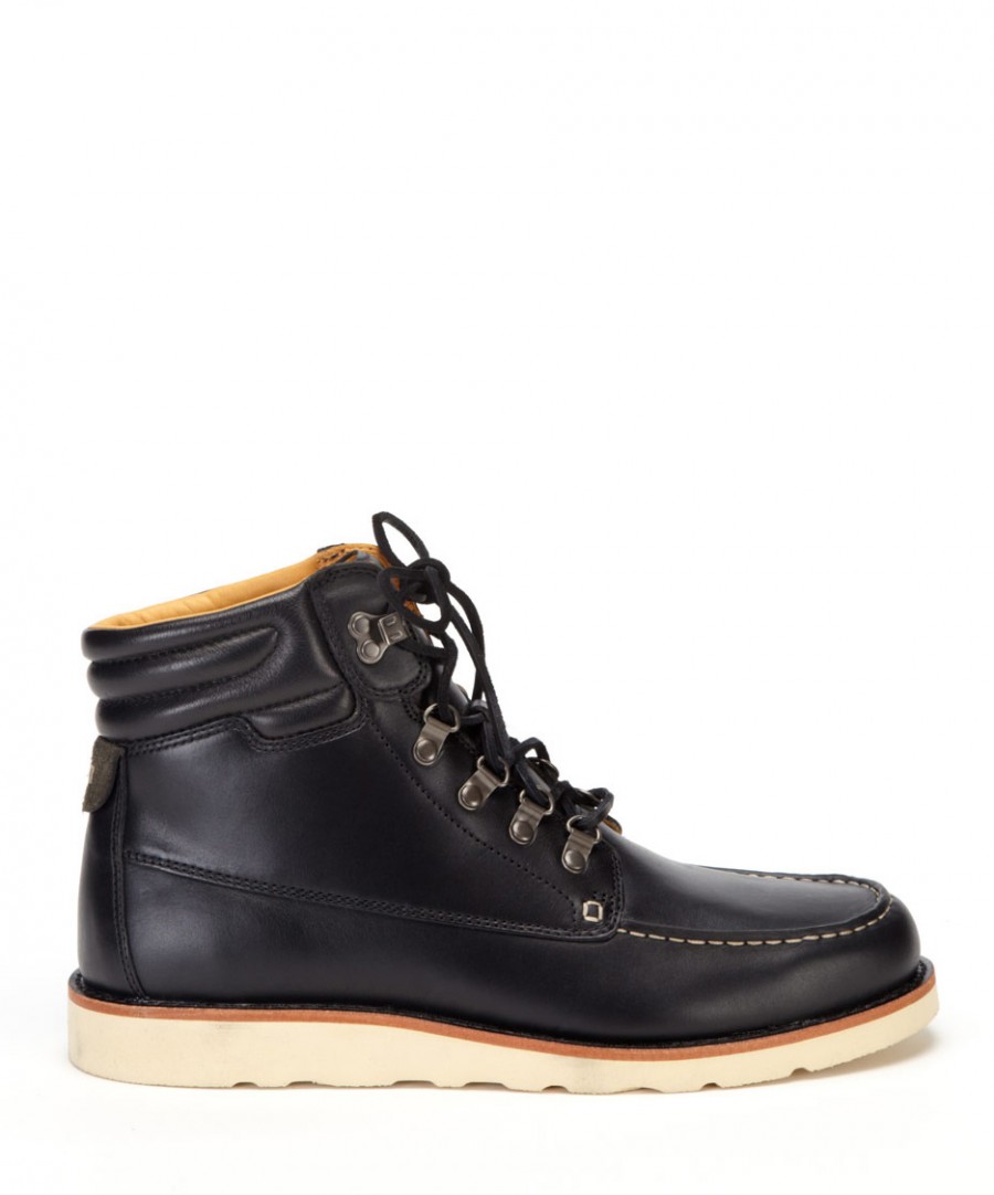 all black Timberland Abington Low Guide Boot | SOLETOPIA