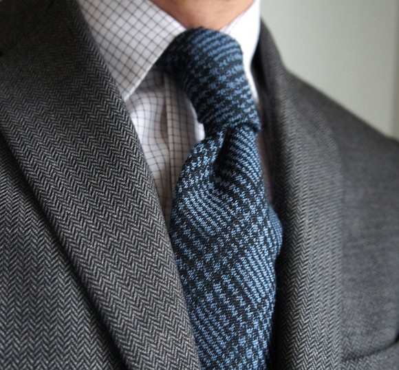 Wool Blend herringbone coat & wool blend tie