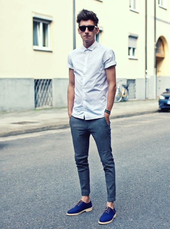summer-fresh-style-hair-done-sunglasses-shirt-buttoned-up-all-the-way-skinny-chino-blue-suede-shoes