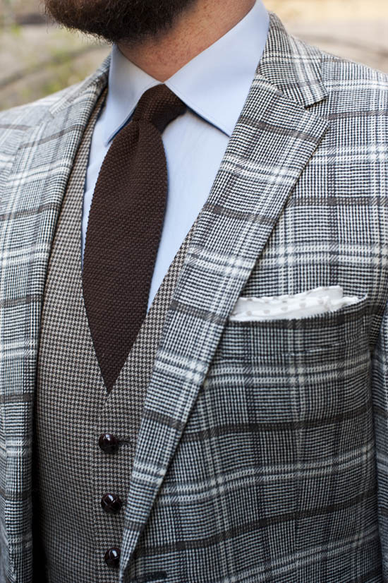 Business Casual brown knit tie houndstooth vest