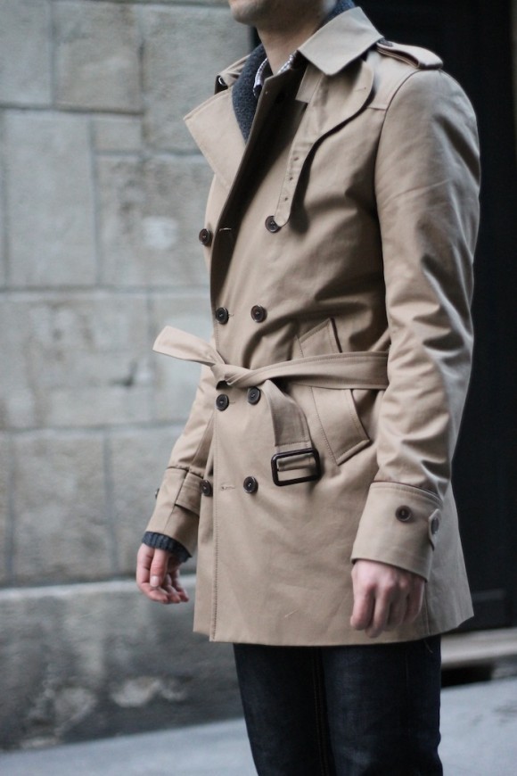 Button detail trench coat