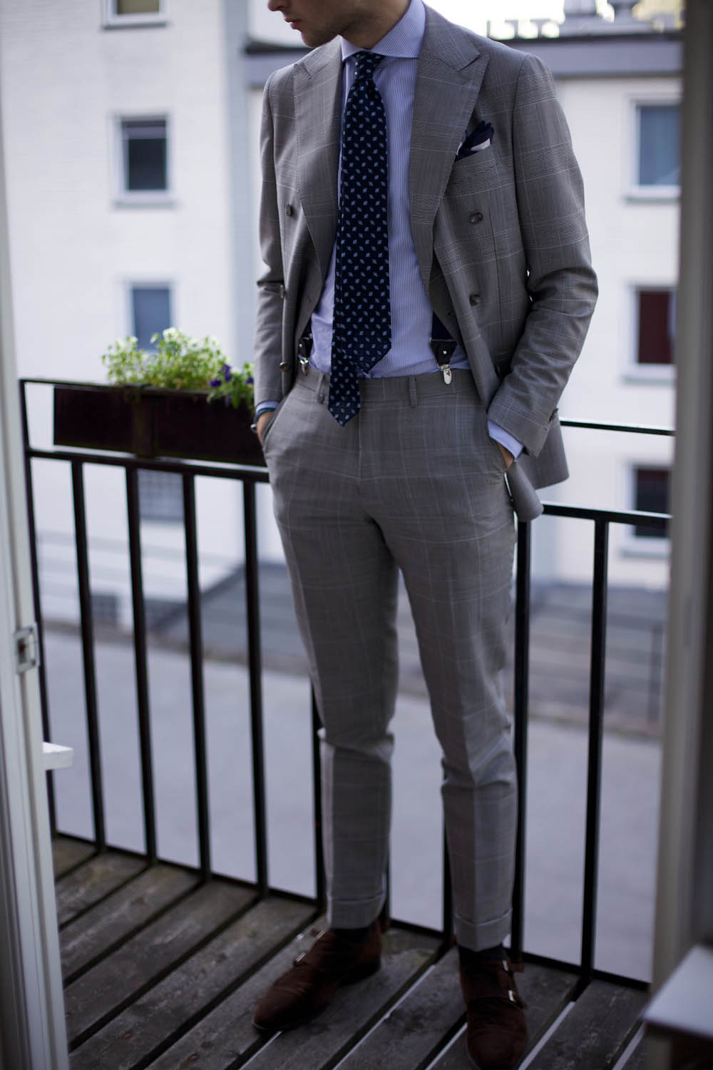 Fresh Business Look suitsupply prince of wales double monks