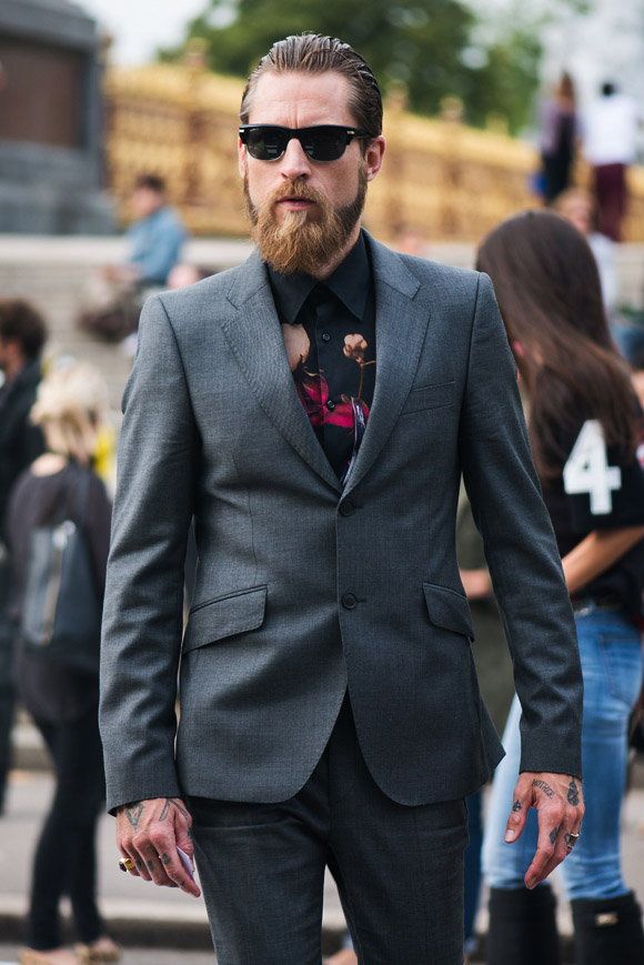 Floral Black Shirt x Grey Suit Justin O'Shea Razor Sharp