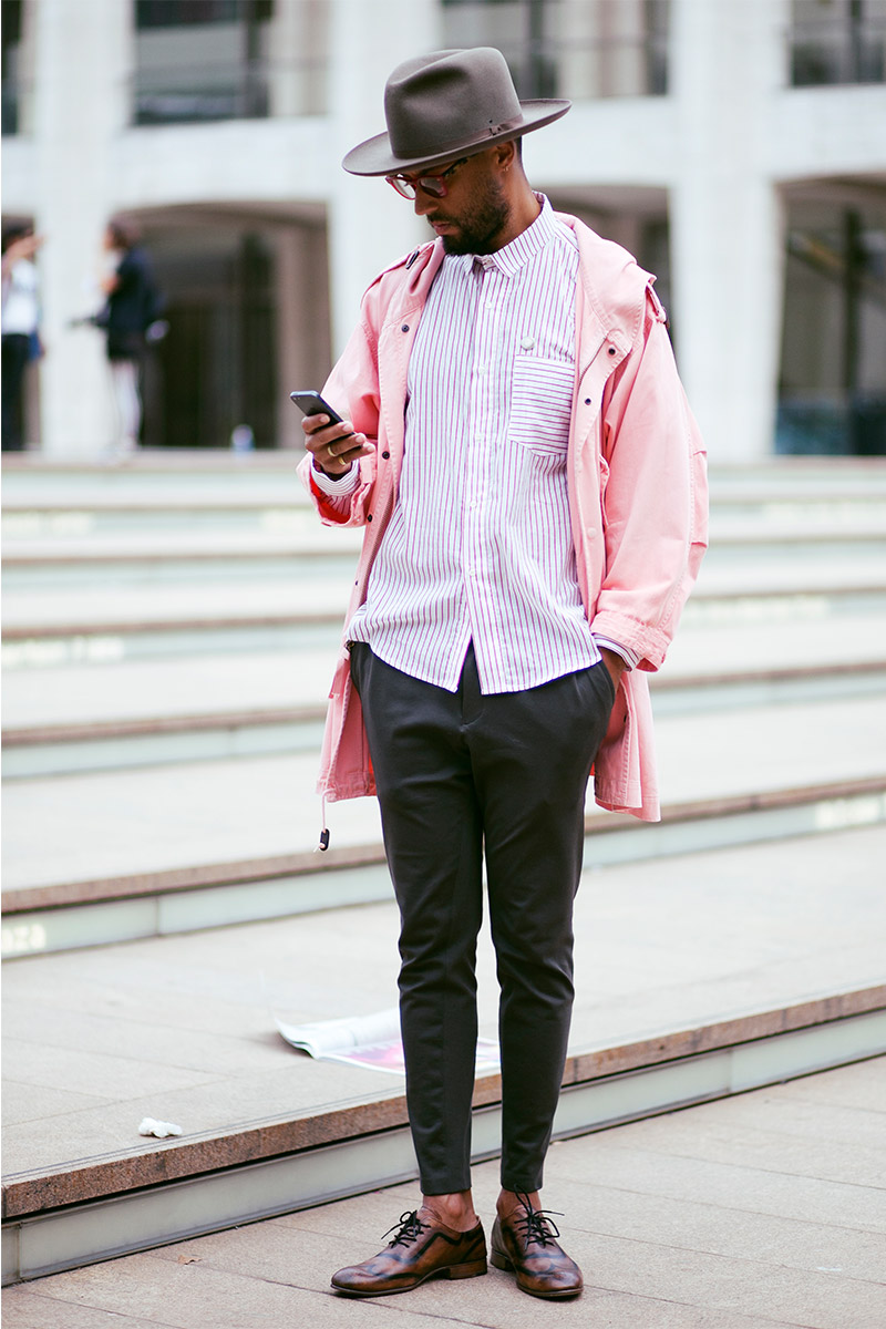 NYFW Checking Texts Streetstyle menswear Stripe Shirt Hat