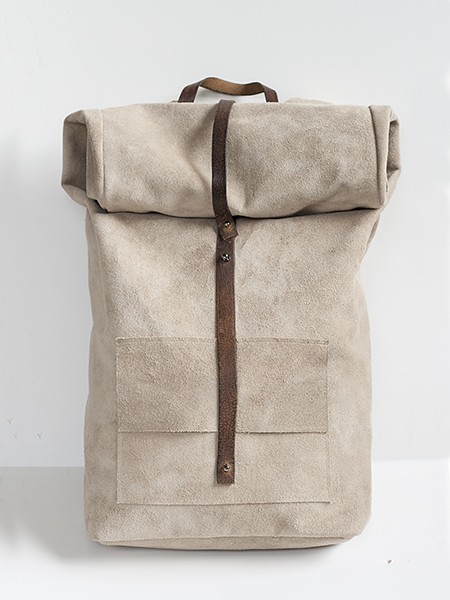 mum & co. Backpack in Suede Leather (milk)