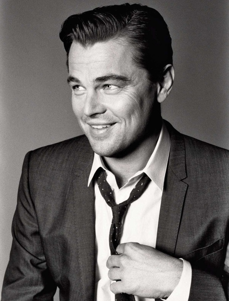 Leo Black & White Photography DiCaprio Suit Dotted Tie