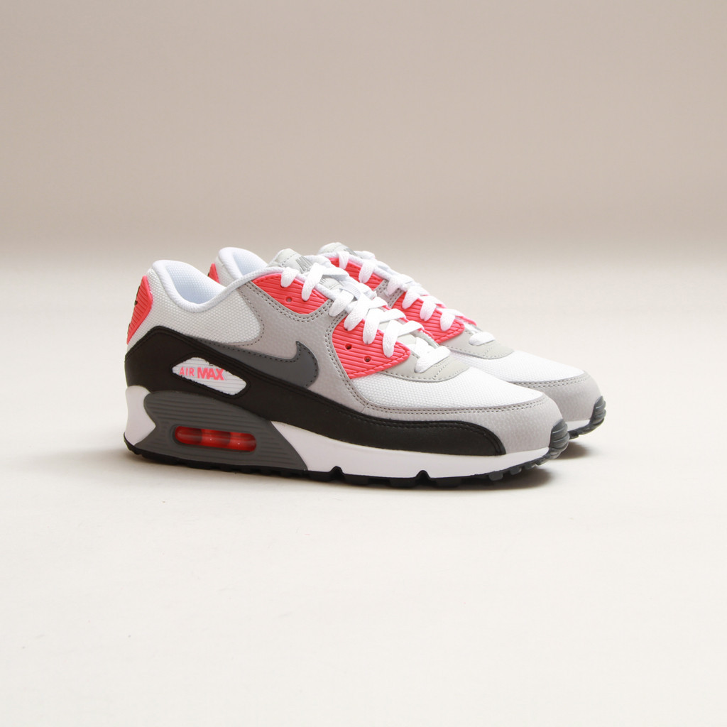 They're Back: Nike Air Max 90 essential white cool grey black