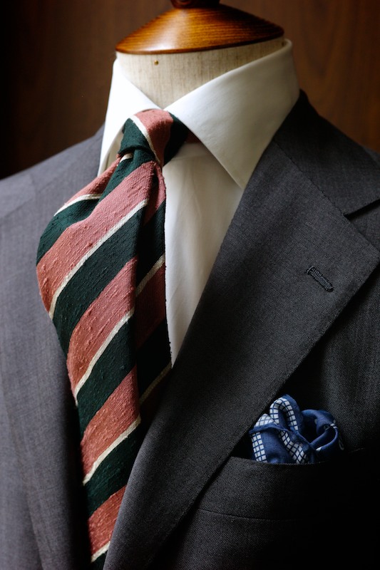 Drake's Tricolor Tie × Checked Pocket Square menswear
