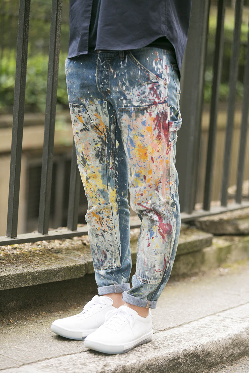 Multicolor Paint Splatter Denim, white sneakers #mensfashion