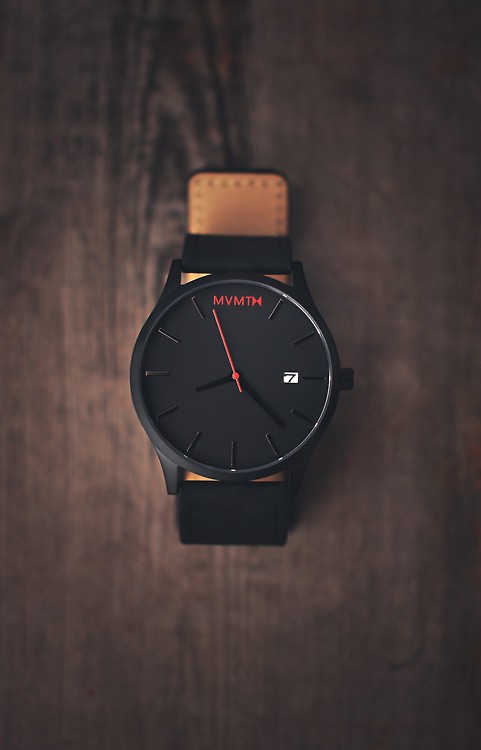 MVMT × Leather Strap minimalistic watch in black