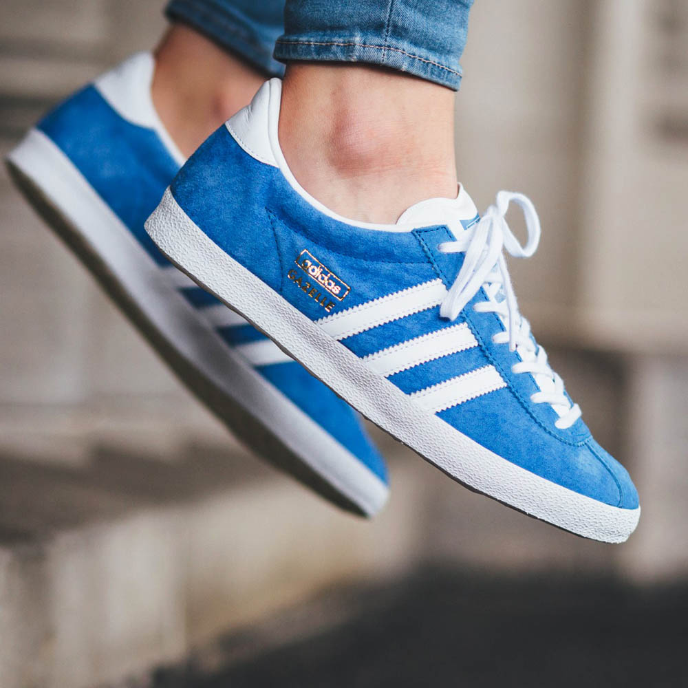 ADIDAS Gazelle OG in light blue and #gold #suede #sneakers #classic