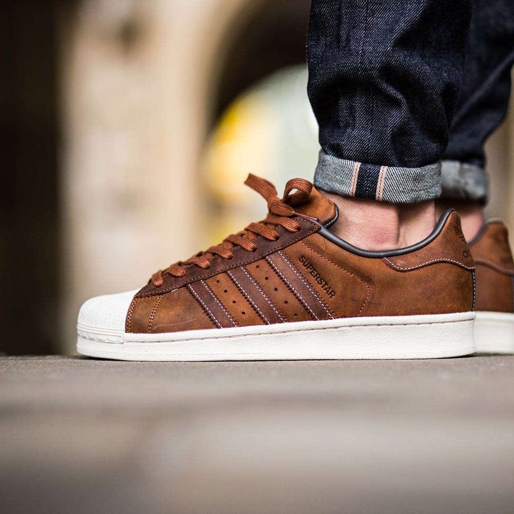 adidas originals superstar 80s varsity sneakers