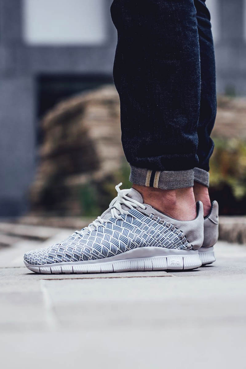 NIKE Free Inneva Woven Fountain White