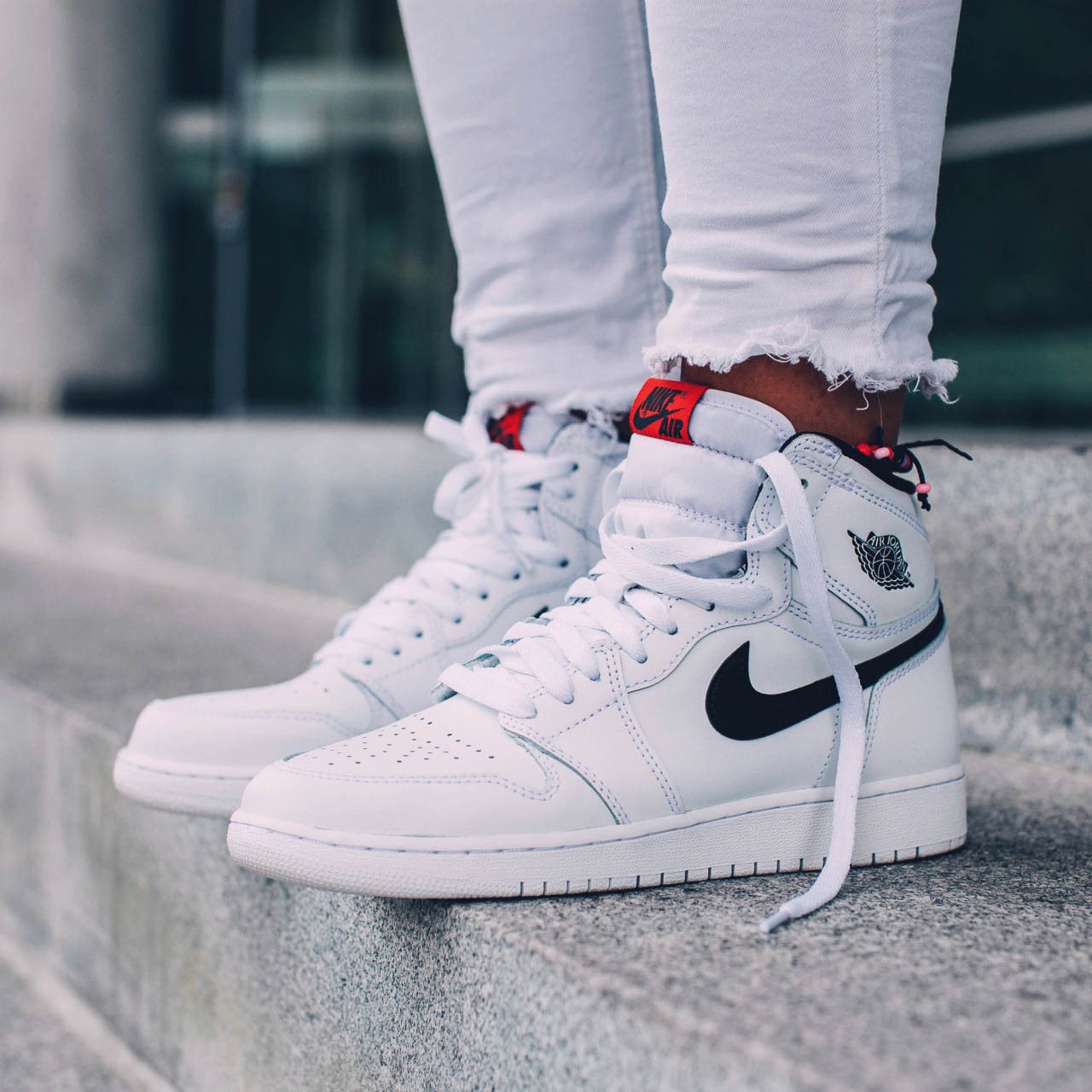 List 98+ Background Images White Black And Red Jordan 1 Excellent