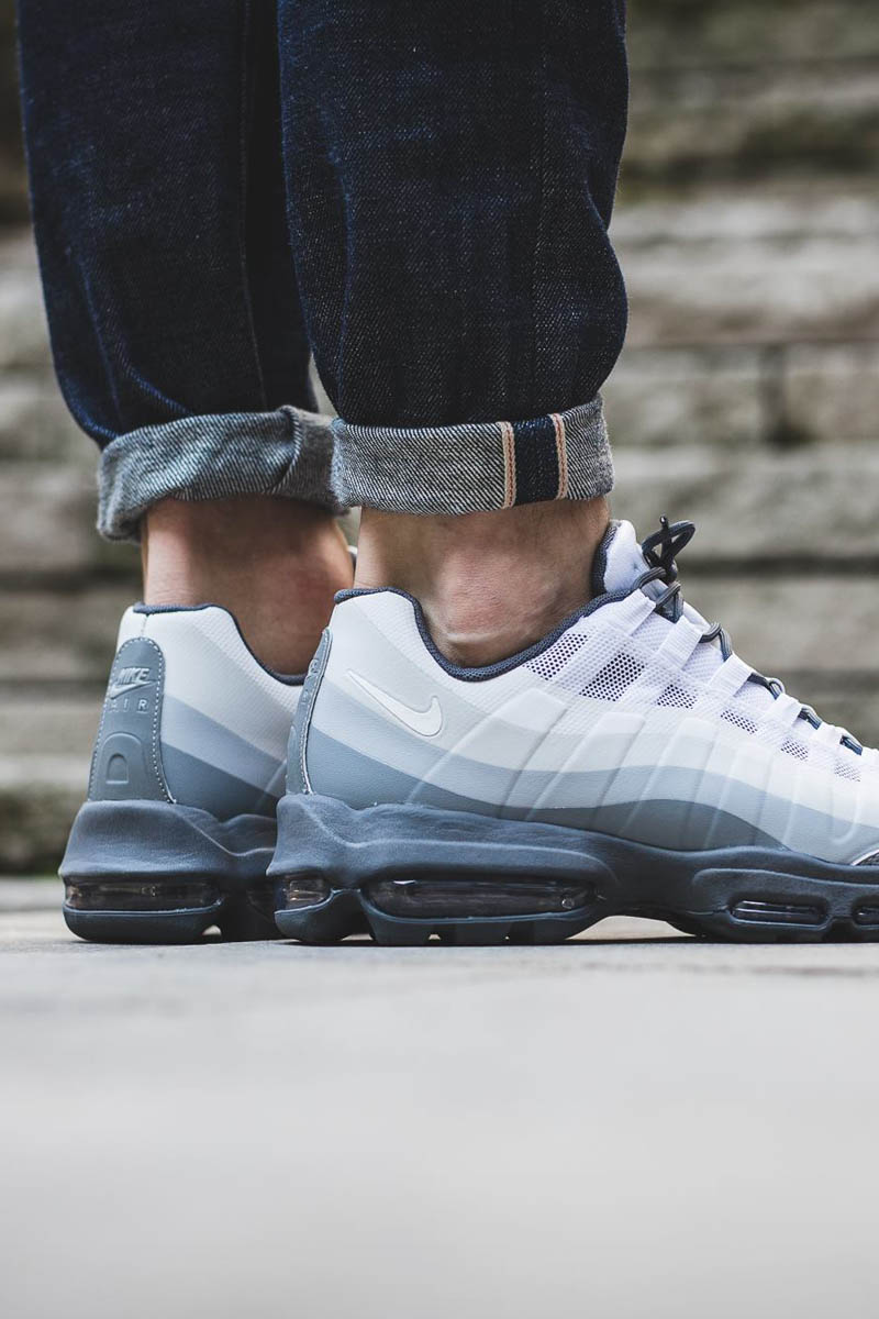 Nike Air Max 95 'Stealth Wolf'