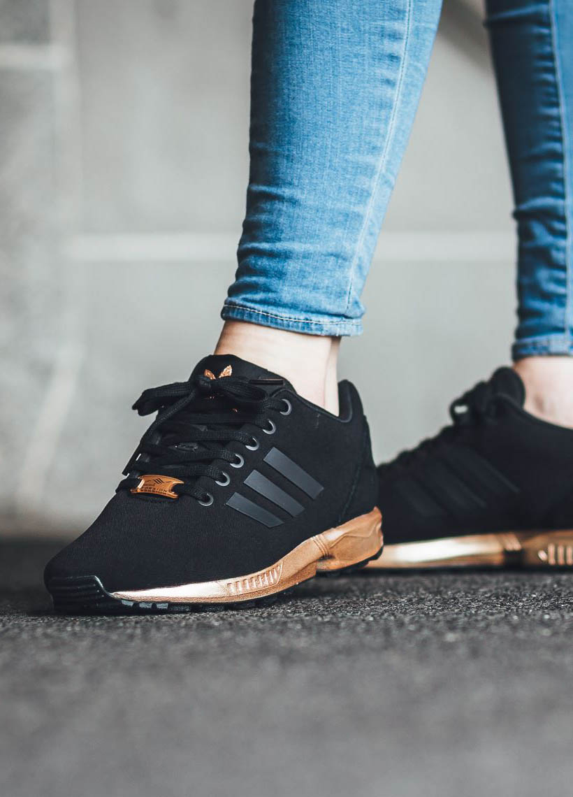 ZX Flux women’s collection for a WHOPPING 30-60% Off!