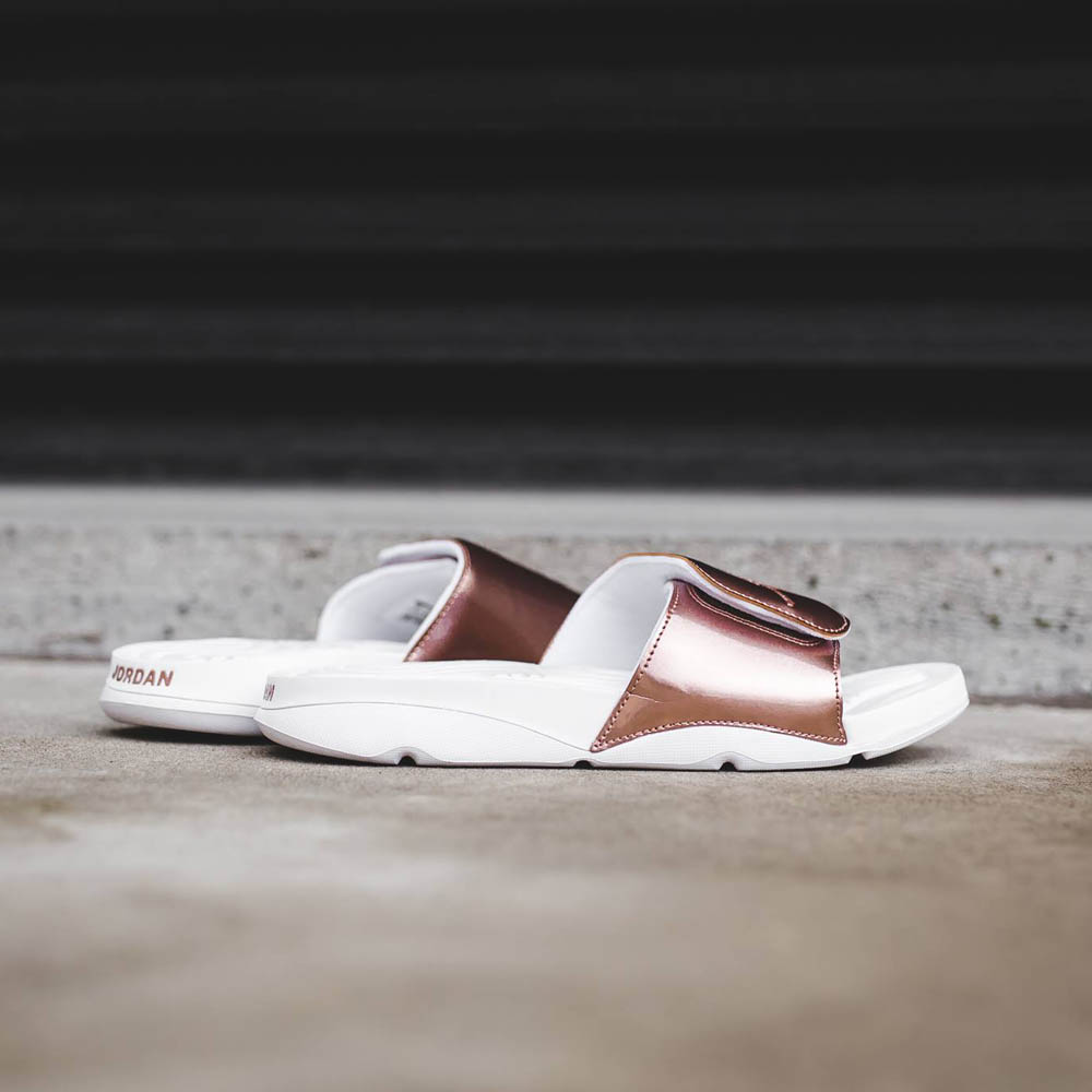 Jordan Hydro 5 'Pinnacle' bronze luxury looking slippers