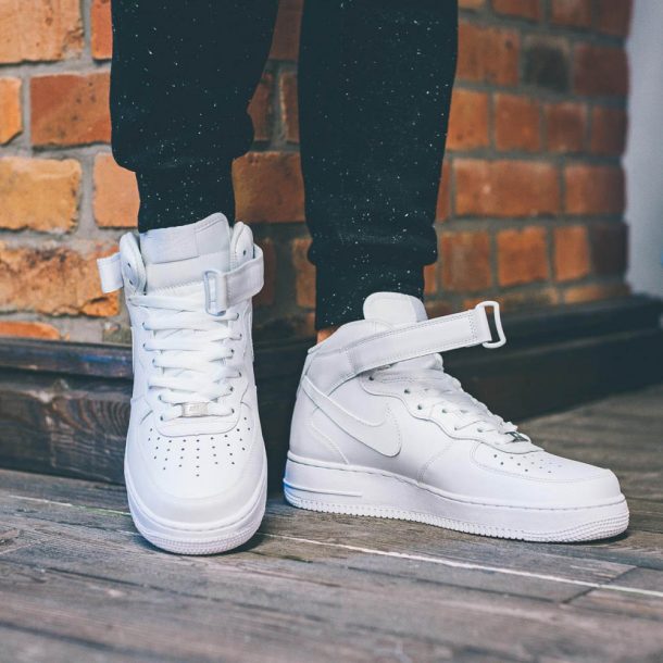 White NIKE Air Force 1 paired with Galaxy joggers! | SOLETOPIA