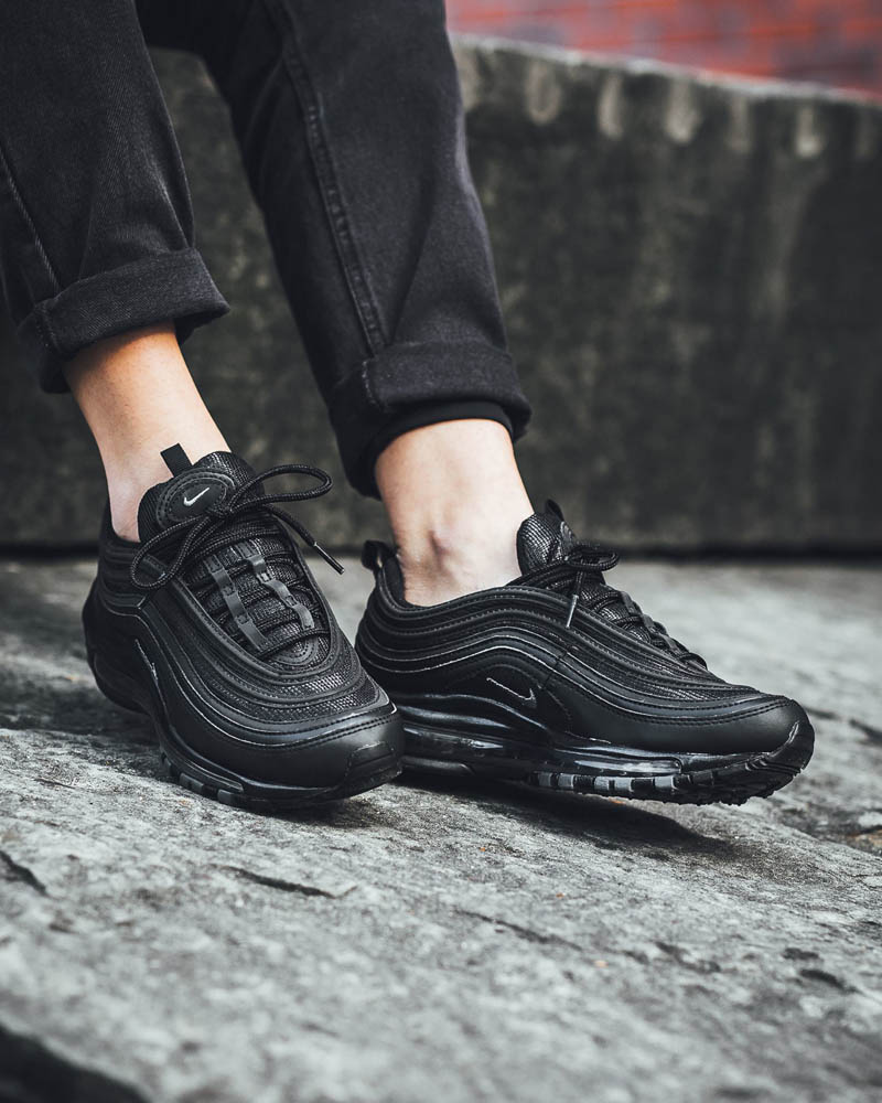 black air max 97 on feet